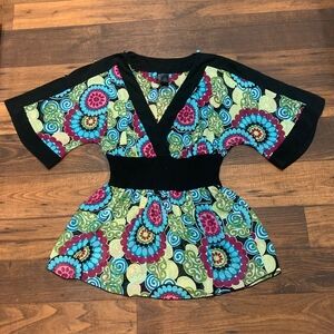 Bisou Bisou Michele Women’s Size XL V Neck Open Shoulder Blouse Tunic Colored